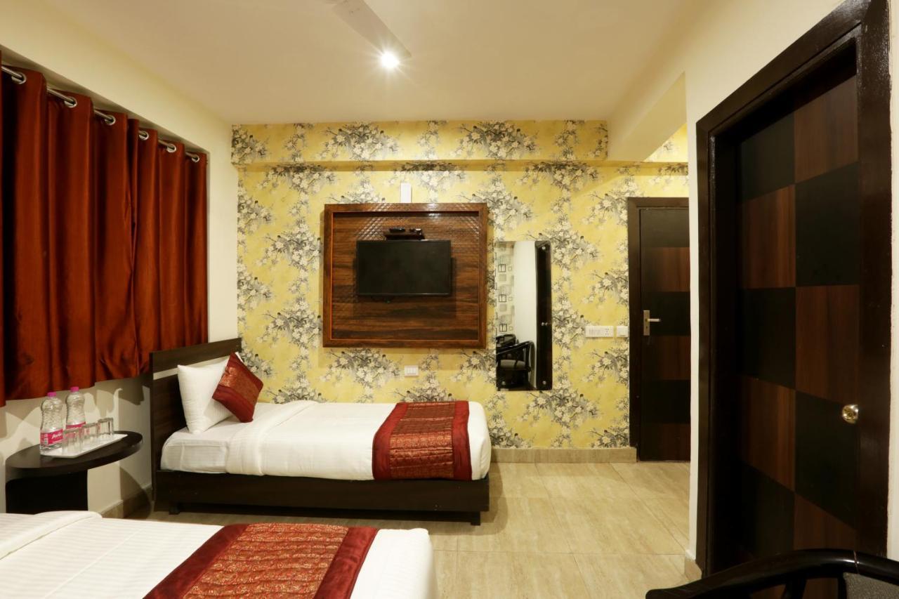 Hotel Ark Suites At Delhi Airport New Delhi Exteriör bild