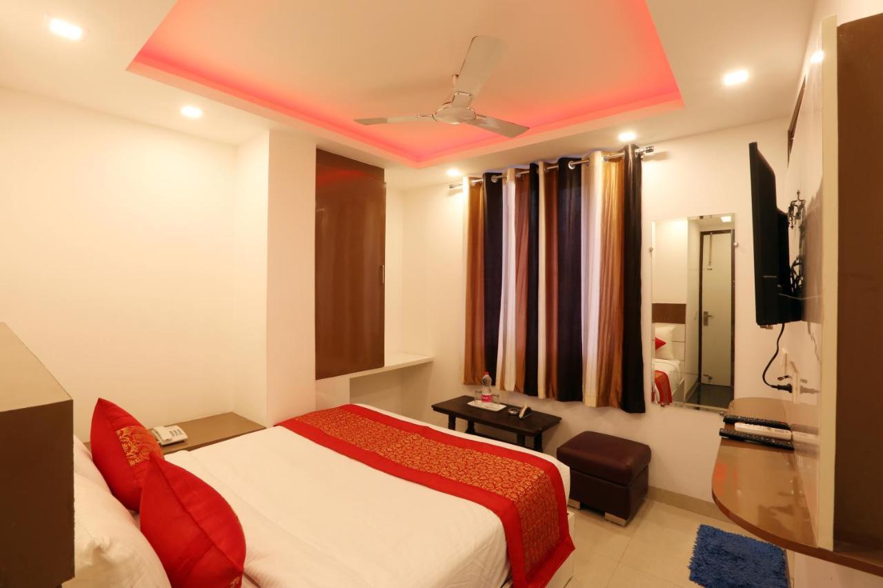 Hotel Ark Suites At Delhi Airport New Delhi Exteriör bild