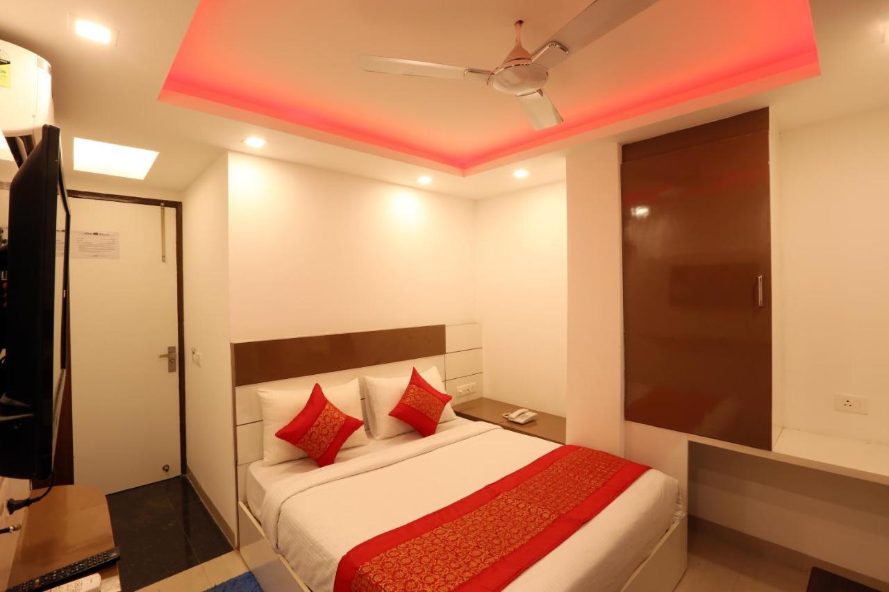 Hotel Ark Suites At Delhi Airport New Delhi Exteriör bild